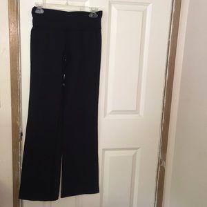 Lulu lemon, gently worn yoga pants.
